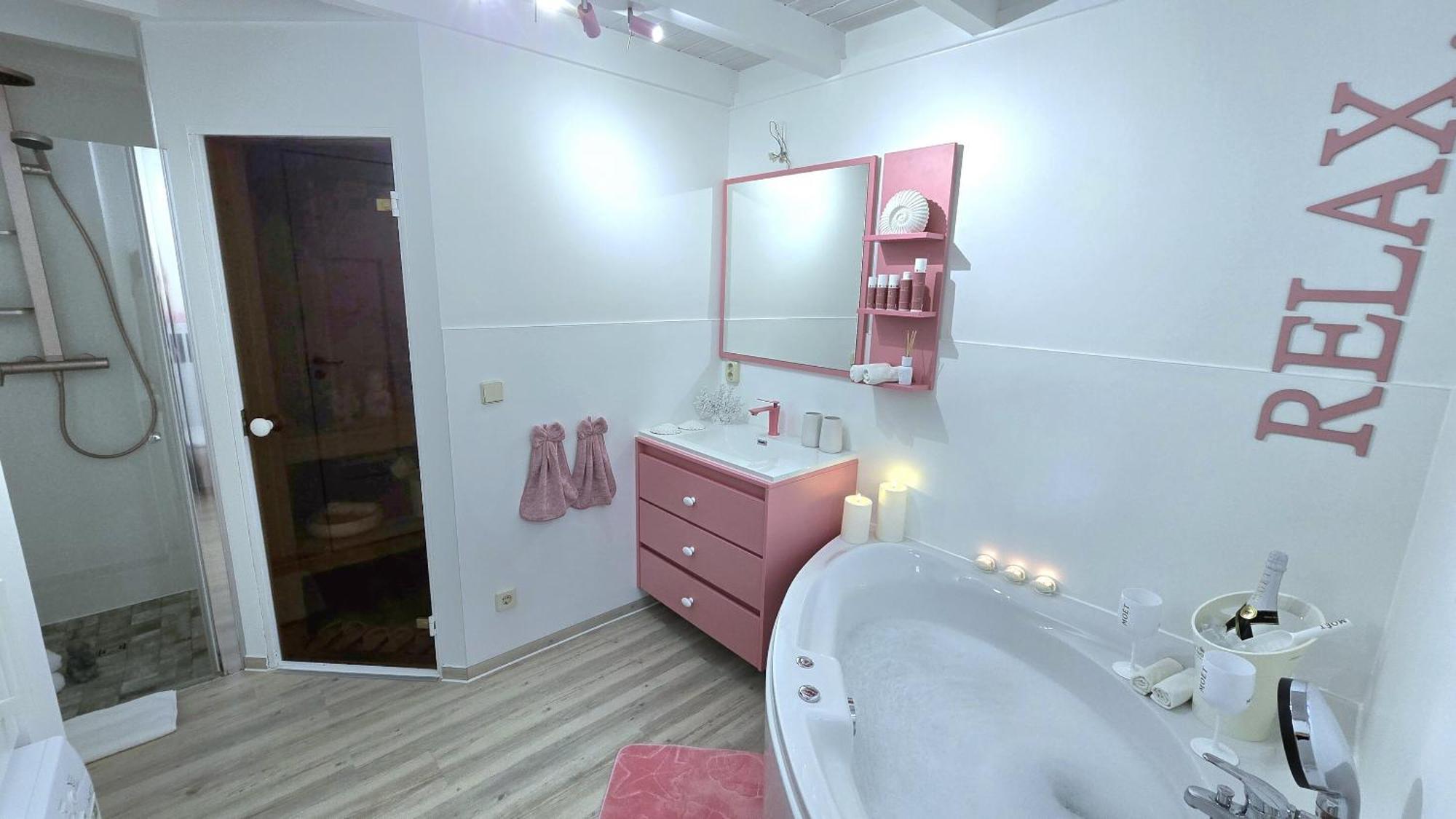 Pink Und Meer - Meerblick, Sauna, Kamin & Whirlpool Baabe Exterior photo