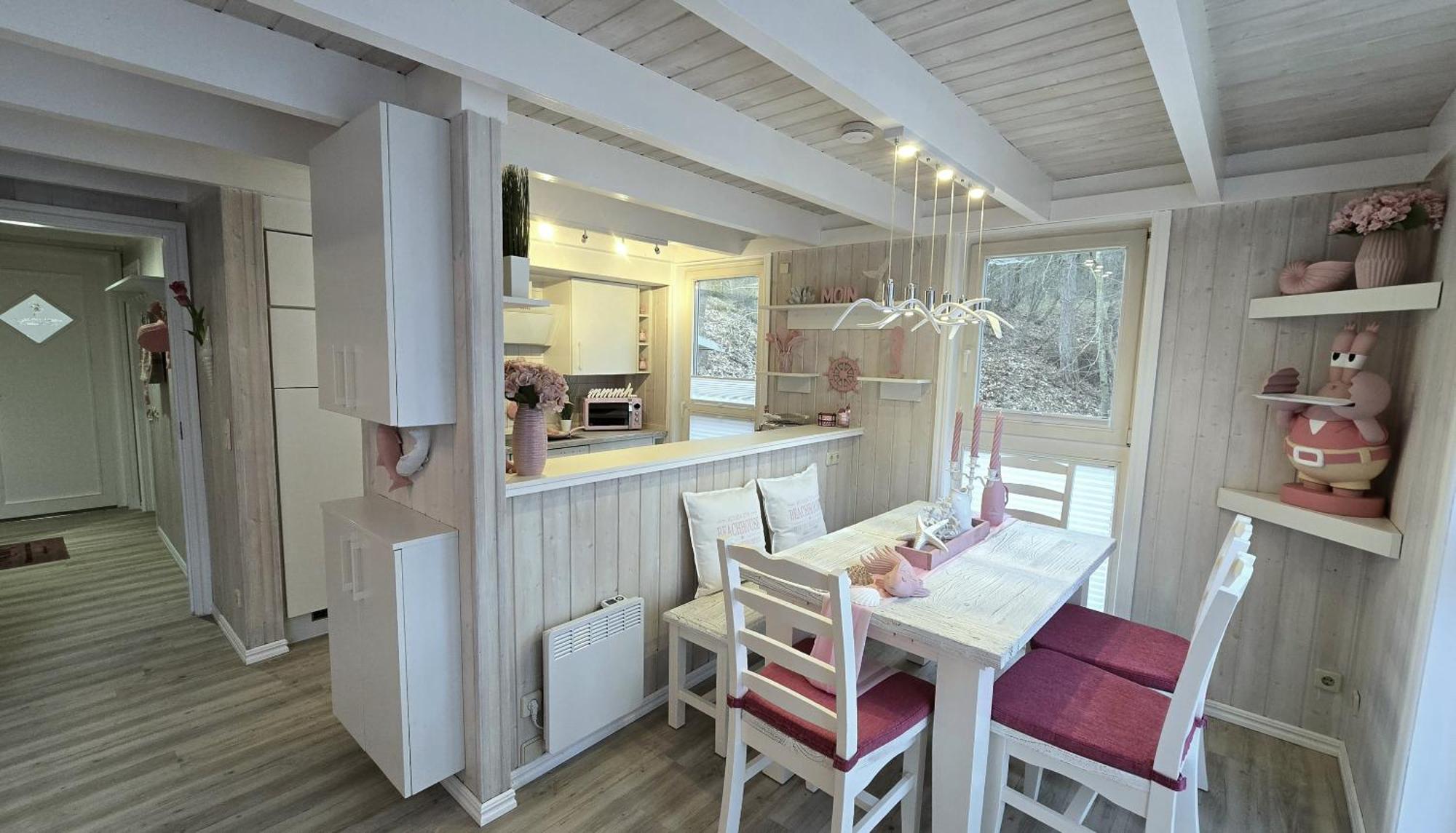 Pink Und Meer - Meerblick, Sauna, Kamin & Whirlpool Baabe Exterior photo